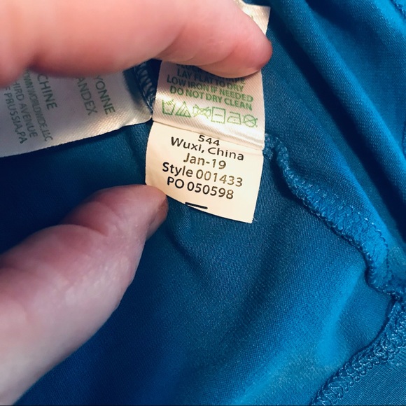 LILLY PULITZER | Med | Ruffled Sleeves! - Picture 13 of 14